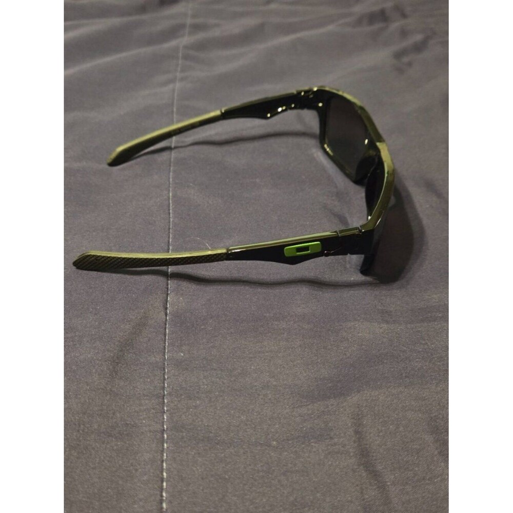 SPORTY SUNGLASSES - Picture 5 of 7